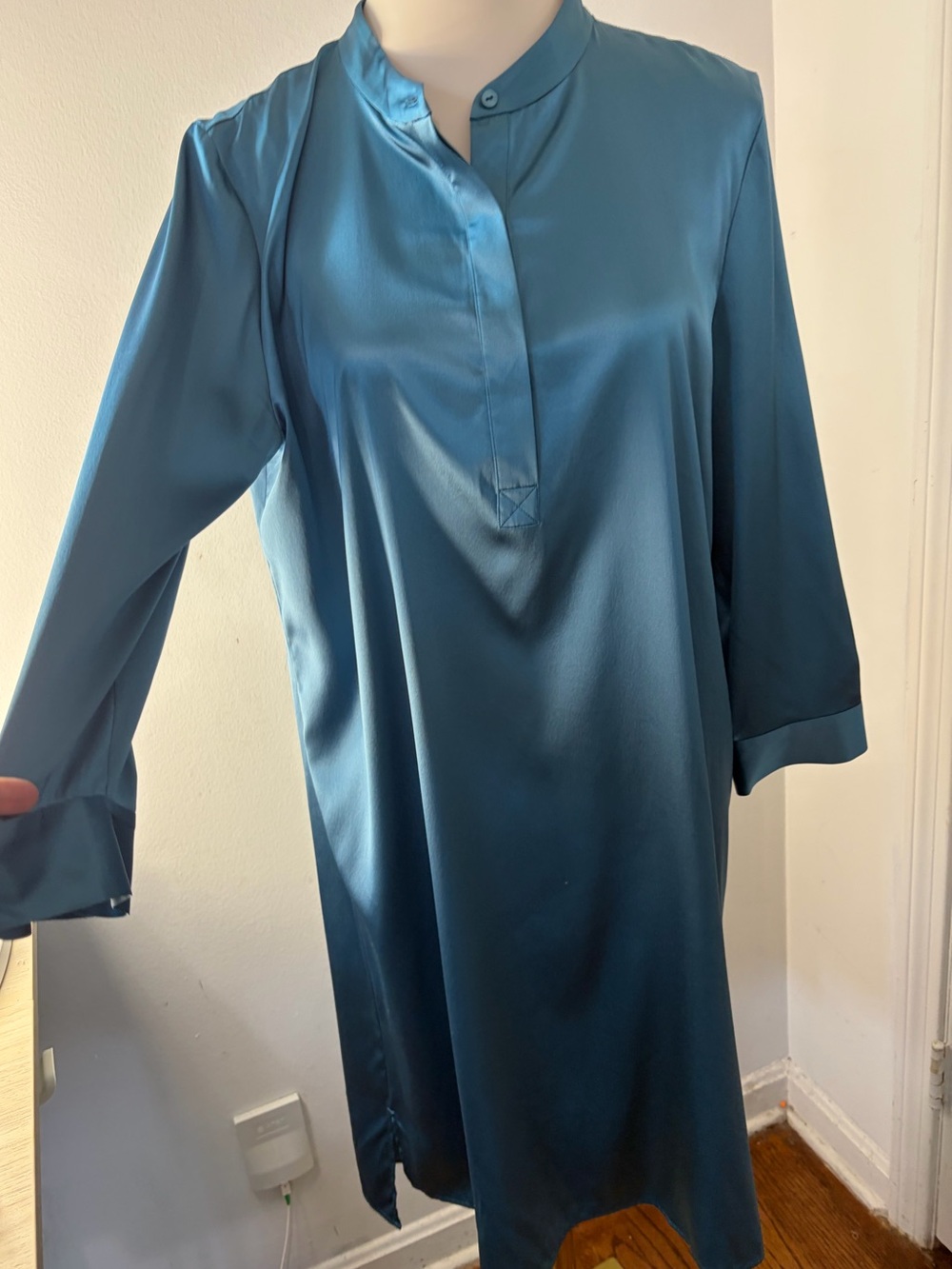 Eileen Fisher Teal Silk Long-Sleeve Shift Dress minimalist